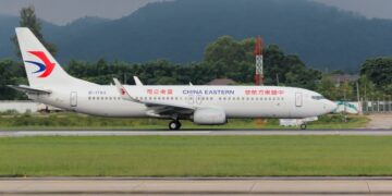 Brandstofschakelaars van beide motoren tegelijk uitgeschakeld bij crash Boeing 737 in China