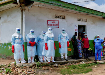 Onderschat het gevaar van de Ebola-uitbraak niet.