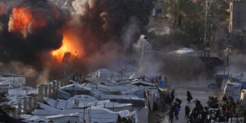 Vijf politieagenten en tiener gedood bij Israëlische aanval in Gaza