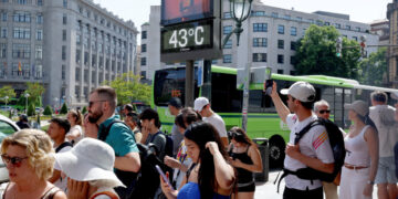 Europa kreunt onder hittegolf: records in Groot-Brittannië, 40 dagen in Frankrijk, alarm in Italiaanse steden