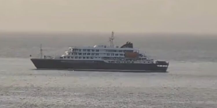 Drie Nederlanders dood door hadavirus op Atlantische cruiseschip, drie ziek