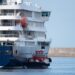Passagiers van MV Hondius windsurfen van boord in Tenerife – Live stream