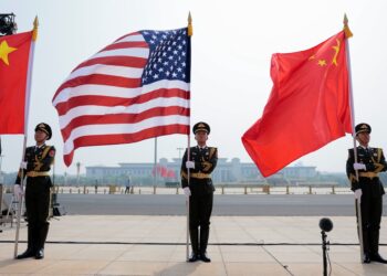 Oorlog in Iran geeft China voordeel: Peking stuurt wapens naar Golfbondgenoten