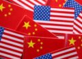 China blokkeert Amerikaanse sancties tegen vijf raffinaderijen in conflict over handelsbeleid.