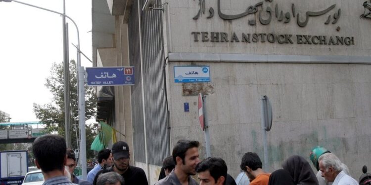 Teheran Stock Exchange heropent na langste oorlogsgerelateerde sluiting