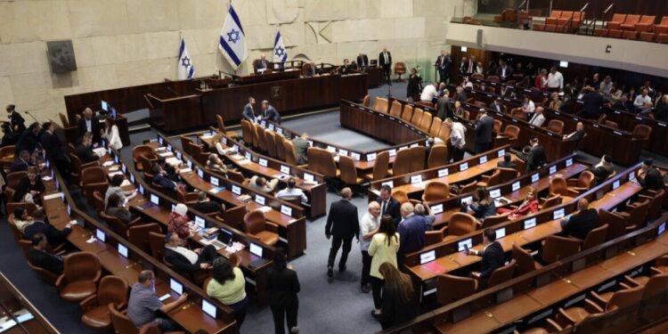 Knesset stemt voor ontbinding voor verkiezingen in Israël