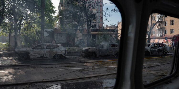 Russische inval op de Krim: 5 doden bij schending staakt-het-vuren in Kiev