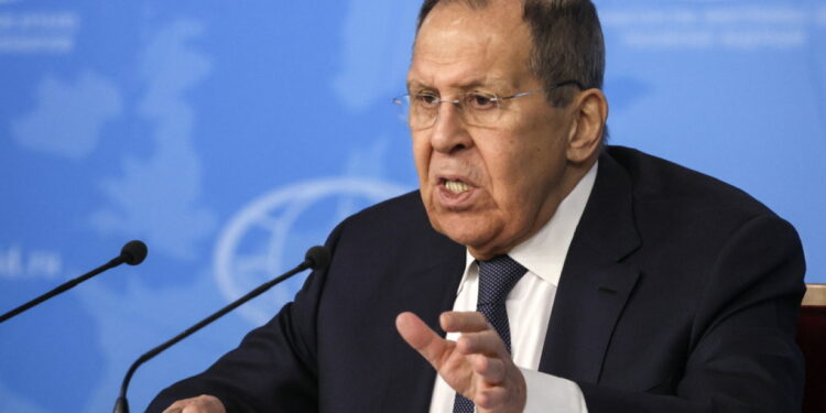 Lavrov: West plant aanval op Rusland geleid door Zelenski, niet Hitler