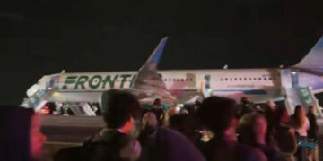 Man geraakt door vliegtuig op luchthaven Denver