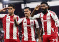Aston Villa verslaat Liverpool met 4-2: Olympiacos dichter bij Champions League.