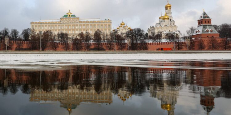 Rusland beschuldigt Oekraïne van schending staakt-het-vuren: ‘Lange weg’ naar vrede