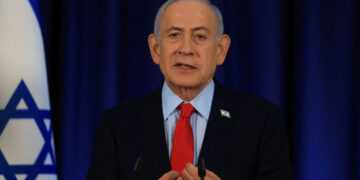 Netanyahu: Oorlog met Iran nog niet voorbij, verrijkt uranium innemen
