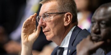 Premier benoemt oppositielid tot leider van Letland