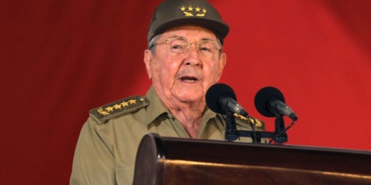Overweging tot vervolging Raul Castro voor neerhalen vliegtuigen in 1996.