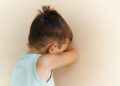 Schokkend misbruik op Franse kleuterscholen: geweld en aanrandingen onderzocht