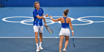 Sakkari en Tsitsipas in actie op Roland Garros: waar te kijken?
