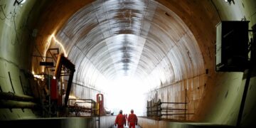 Duurste hogesnelheidslijn ter wereld wordt trager en duurder