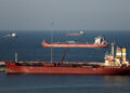 Irak exporteert 10 miljoen vaten olie via Straat van Hormuz in april