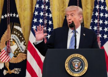 Trump stelt aanval op Iran uit op verzoek Golfleiders