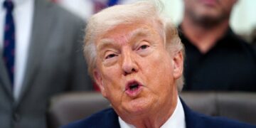 Iran waarschuwt voor Trump: “De klok tikt, er zal niets meer over zijn”