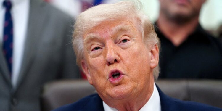 Iran waarschuwt voor Trump: “De klok tikt, er zal niets meer over zijn”