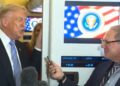 Trump valt luchtmachtverslaggever aan na vraag over Iran: ‘Je bent nep’
