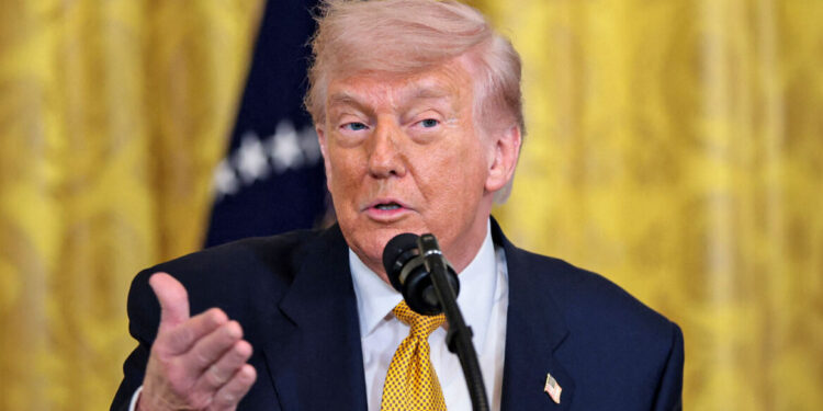China belooft geen wapens aan Iran te leveren, aldus Trump over Fox