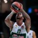 PAOK versterkt team met Marcus Foster