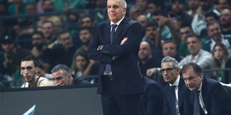 Panathinaikos biedt Zots een lucratief contract en wacht op zijn antwoord
