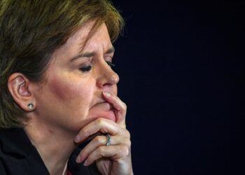 Ex-man Nicola Sturgeon krijgt vijf jaar gevangenis voor verduistering partijfondsen