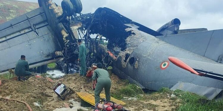 Vijf doden bij neerstorten van Indiase An-32 transportvliegtuig