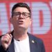 Andy Burnham overweegt deelname aan Labour-leiderschapsverkiezing
