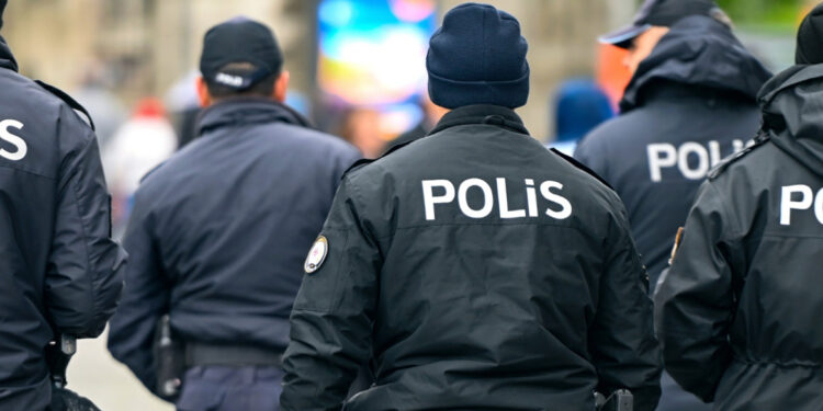 178 mensen in Turkije gearresteerd voor terrorisme voor NAVO-Top.