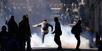 Chaotische situatie in Bolivia door massamobilisaties en wegblokkades