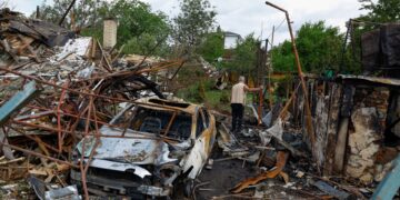 Rusland doodt 11 in Oekraïense aanvallen – Lavra van de Grotten onder vuur