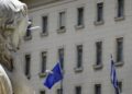 Stijging huishoudelijke deposito’s, daling bedrijfsdeposito’s – Rem op leningen