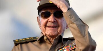 Raul Castro, gezocht door VS, viert 95e verjaardag in Cuba.