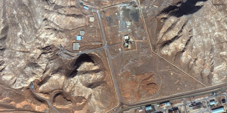 Iran sluit uraniumfaciliteit en mijningangen tijdens Amerikaanse operatie
