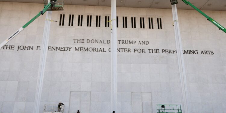 Naam Trump geschrapt uit Kennedy Center