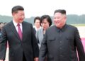 Warm welkom voor Xi Jinping in Pyongyang na zeven jaar: bloemen en kanonvuur.
