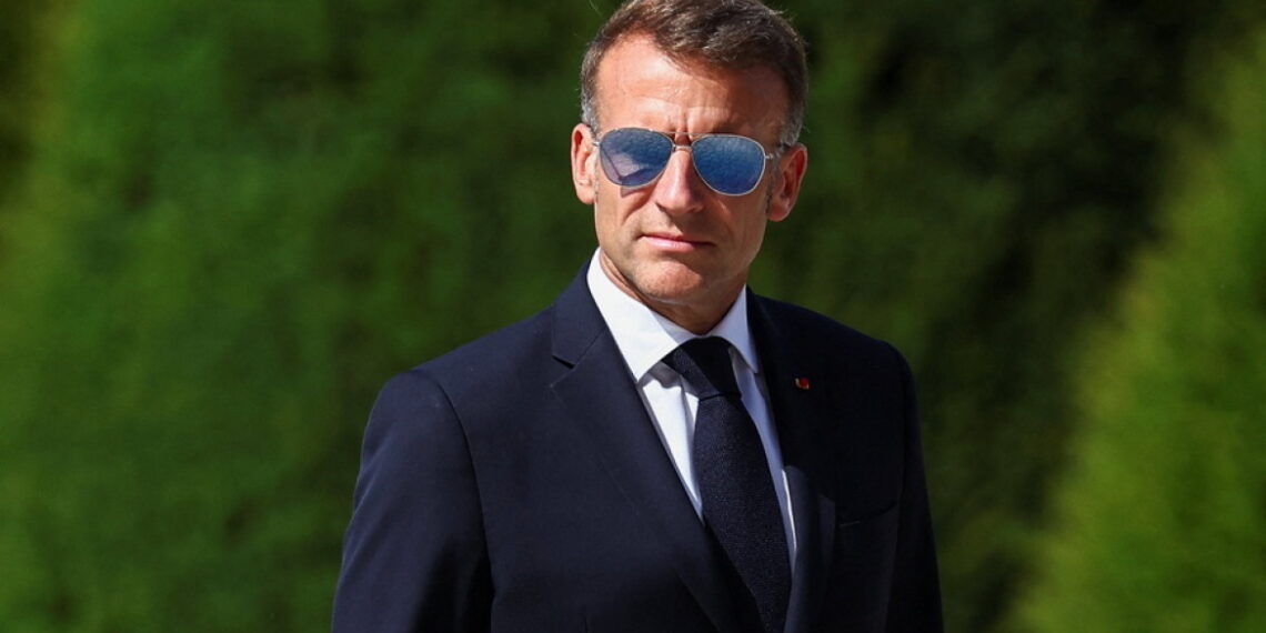 Top Gun: Oogprobleem met deMacron.