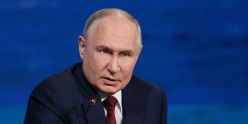 Poetin versterkt soevereiniteit Rusland ondanks sancties