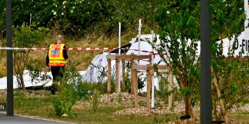 11 doden bij vliegtuigcrash tijdens eerste parachutesprongen van instructeurs