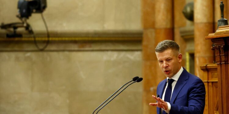 Hongaarse president Suliok onder druk: “Aftreden of afzetting dreigt”