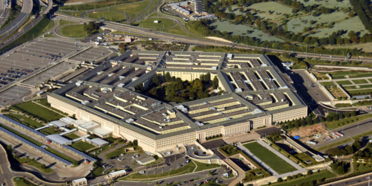 Gevaarlijke stof in Pentagon: kantoren ontruimd