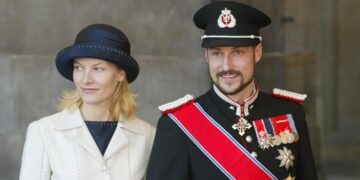 Prinses Mette-Marit wacht op longtransplantatie in Noorwegen