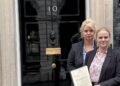 Oud-minister eist ontmoeting premier met Epstein-slachtoffers