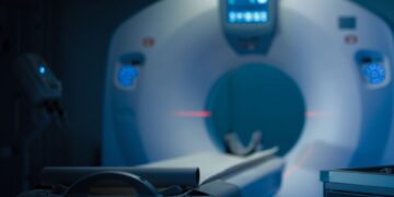 Revolutionaire kankerbehandeling beschikbaar bij NHS vanaf volgende week