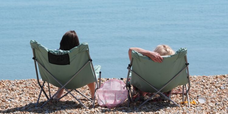 Met Office waarschuwt voor toenemende kans op zomerse hittegolf