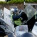 Gewelddadige nacht bij protest Henry Nowak, politie bekogeld met projectielen.